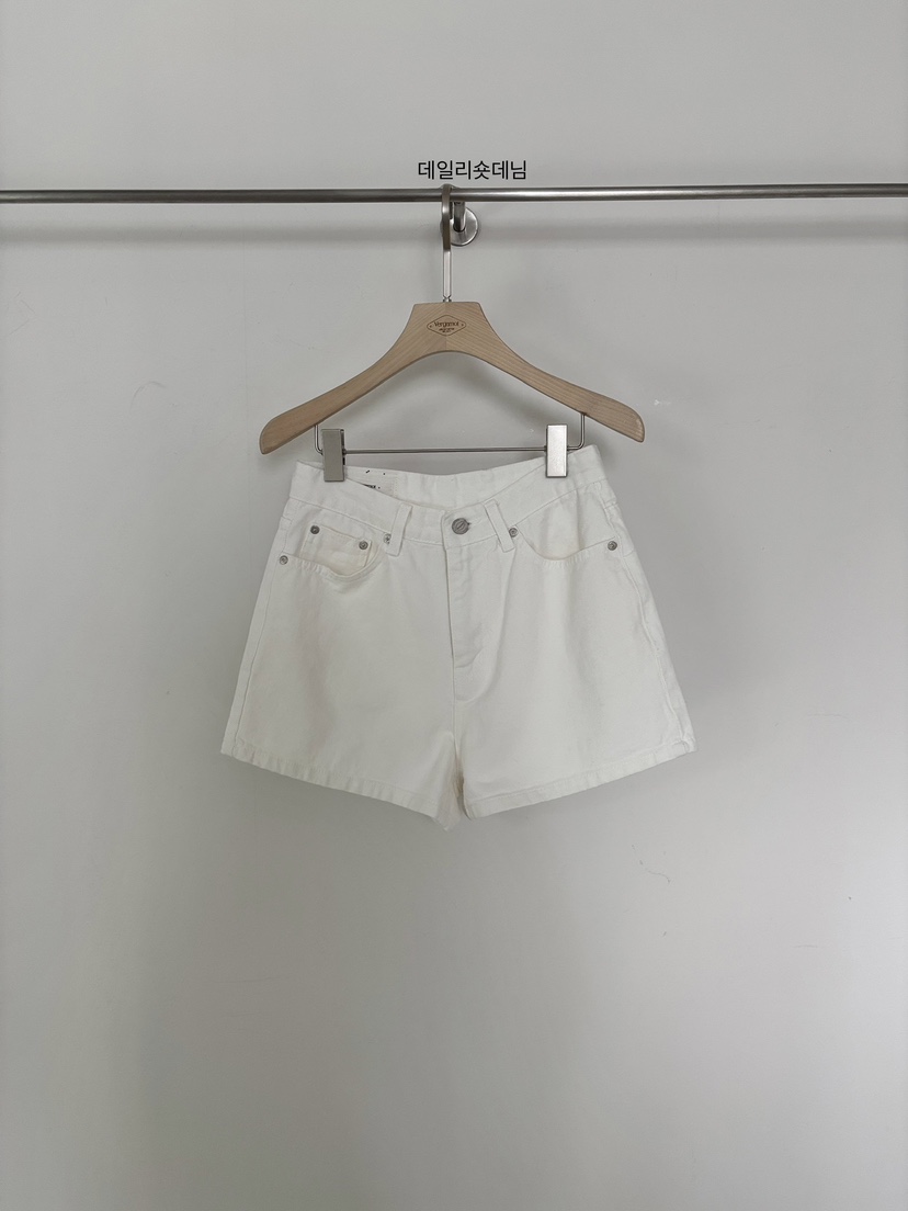 VERGAMOT韓國東大門直郵女士新品職業推薦人氣26春夏短褲VERGAMOT短褲圖色1