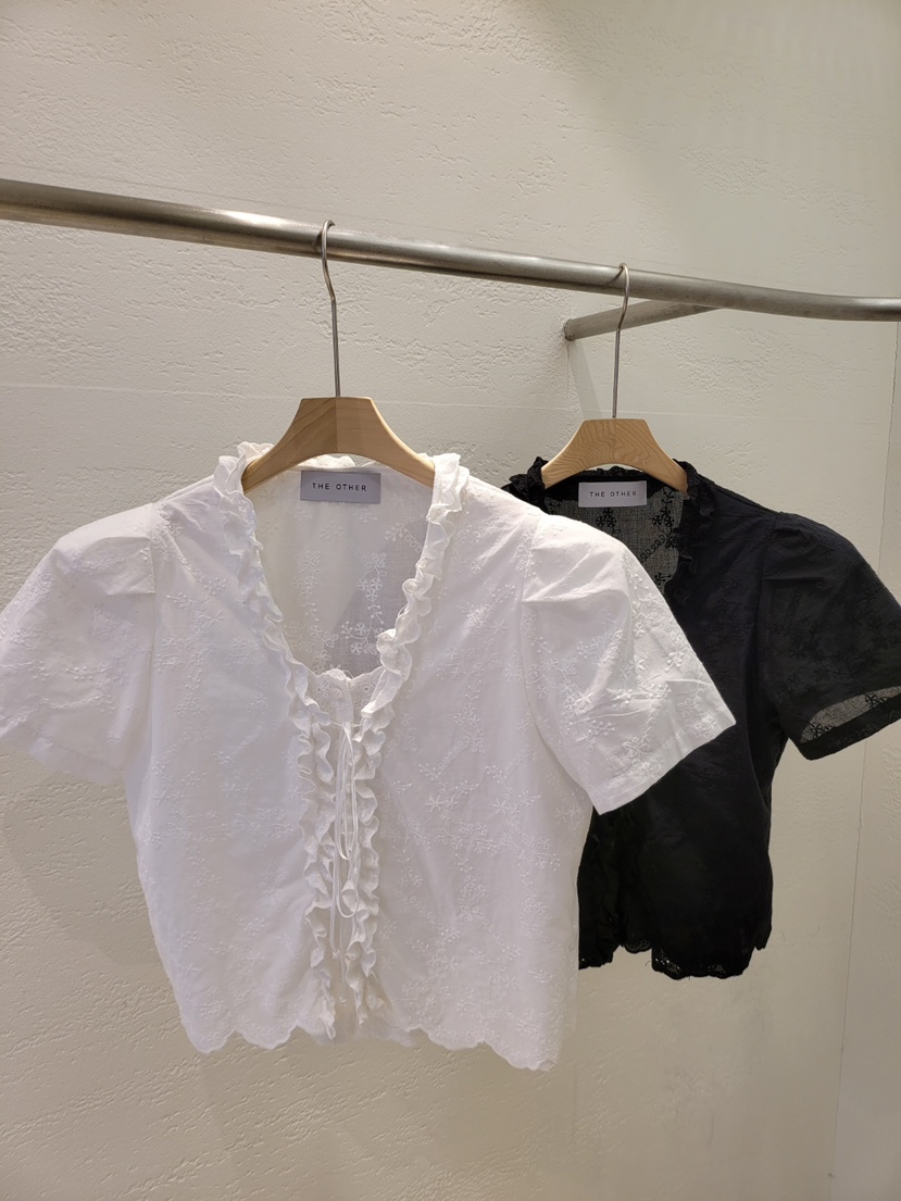 THE OTHER韓國直郵實拍女裝新款26春夏襯衫蕾絲衫多層刺繡開衫THE OTHER襯衫/蕾絲衫
