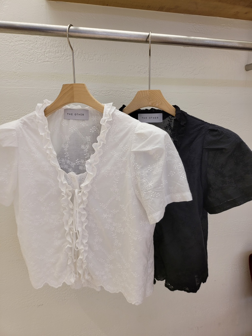 THE OTHER韓國直郵實拍女裝新款26春夏襯衫蕾絲衫多層刺繡開衫THE OTHER襯衫/蕾絲衫