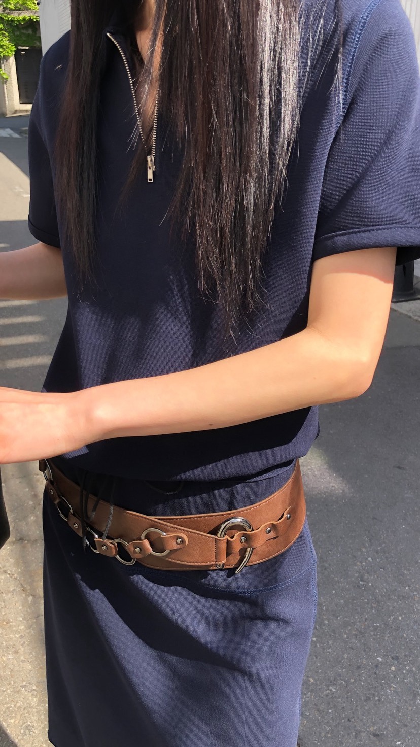 OVER RICH韓國直郵女士新品人氣時尚推薦職業26春夏T恤拉鏈OVER RICHT恤