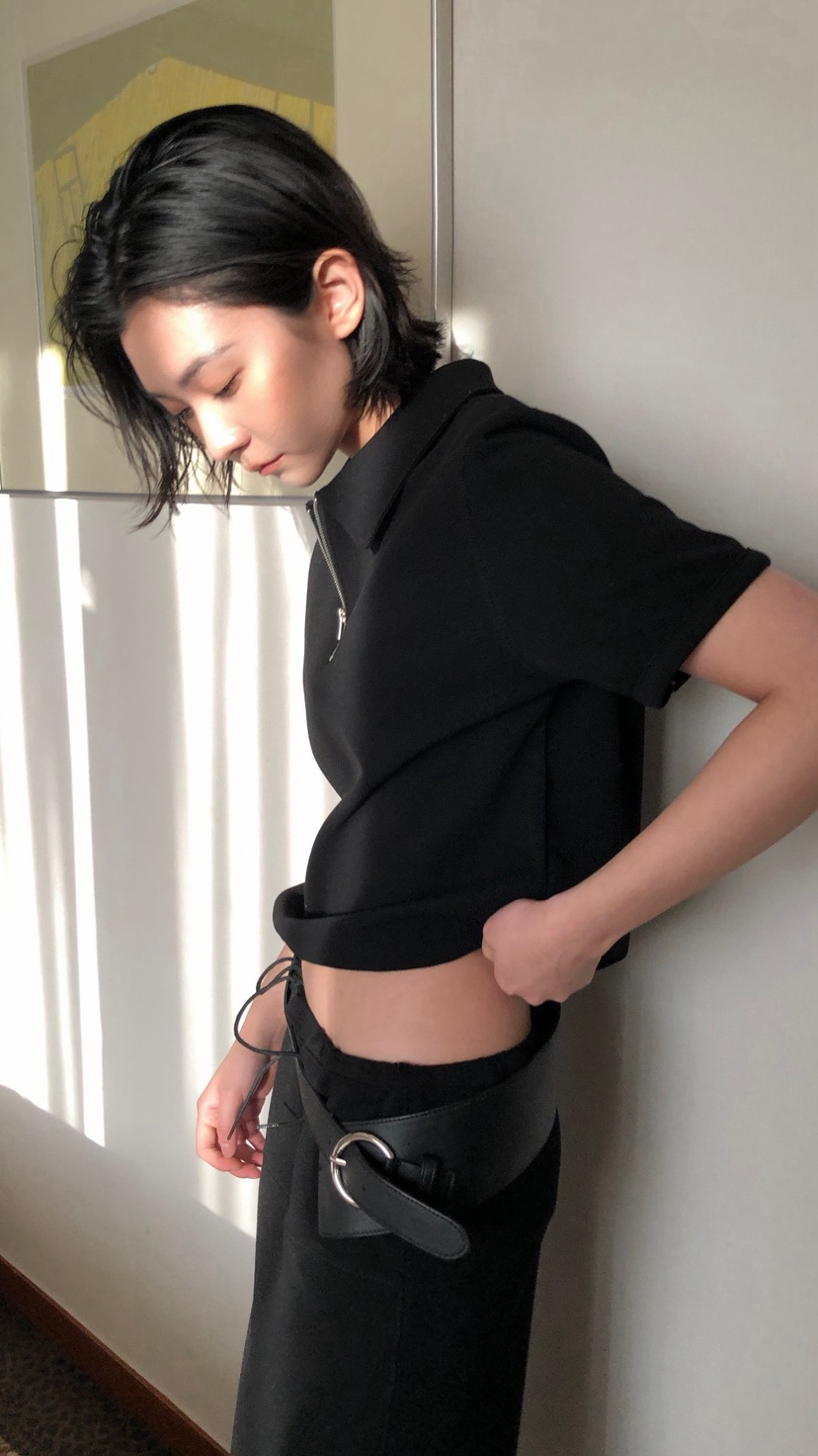 OVER RICH韓國直郵女士新品人氣時尚推薦職業26春夏T恤拉鏈OVER RICHT恤