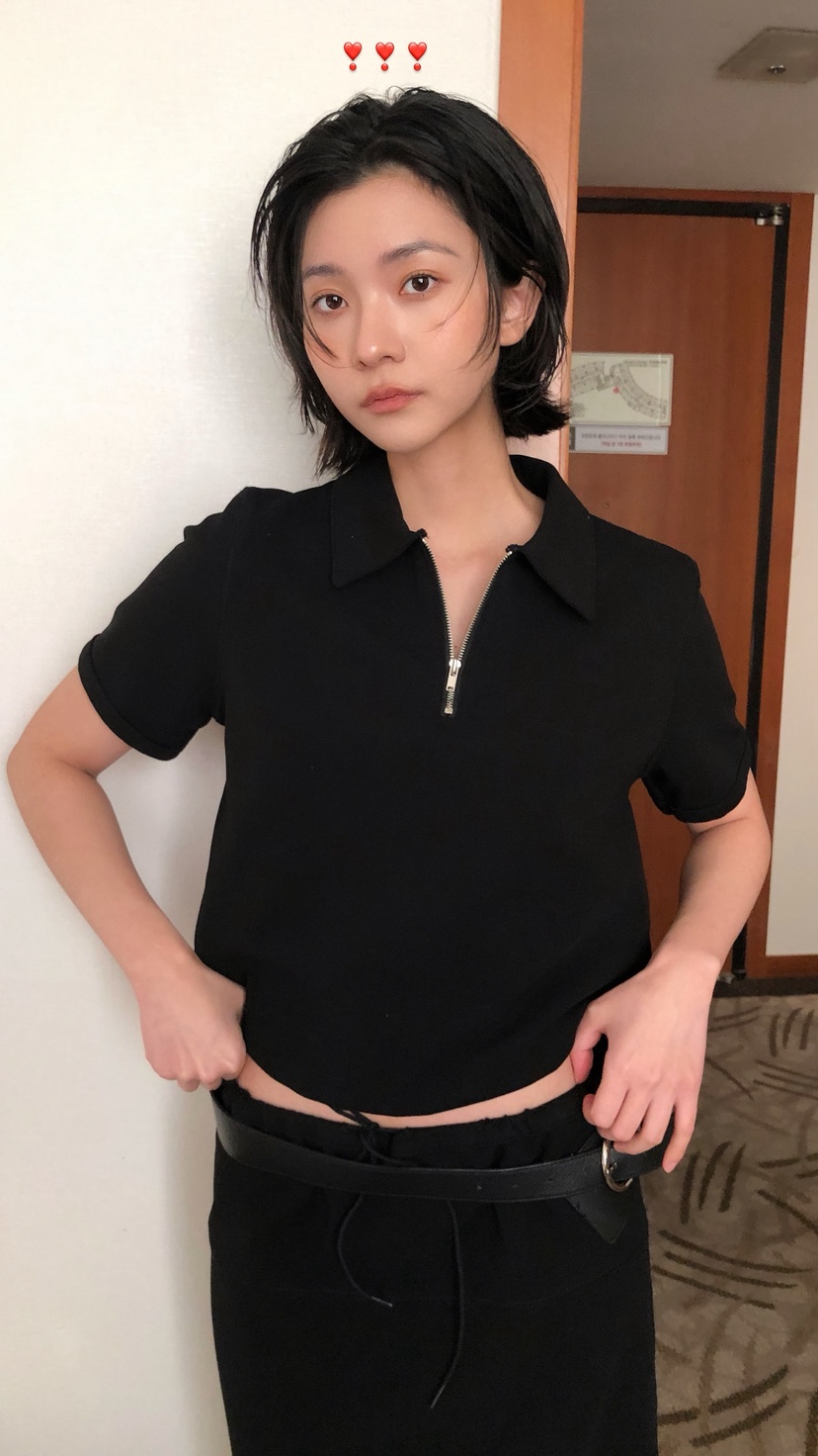 OVER RICH韓國直郵女士新品人氣時尚推薦職業26春夏T恤拉鏈OVER RICHT恤