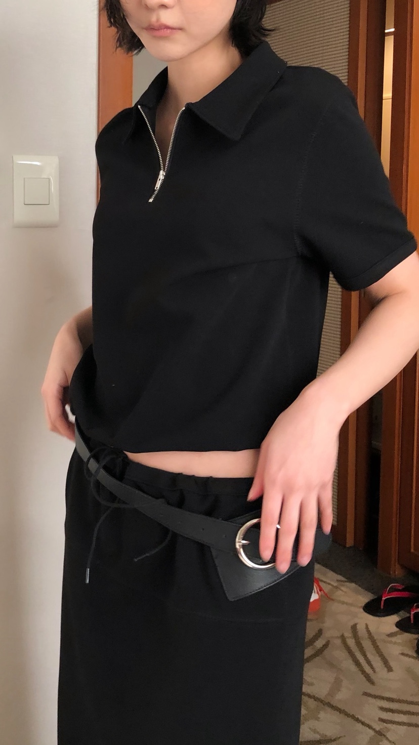 OVER RICH韓國直郵女士新品人氣時尚推薦職業26春夏T恤拉鏈OVER RICHT恤