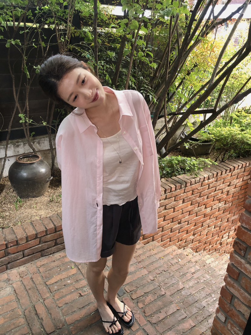 ERUME韓國東大門代購女裝新款推薦26夏季休閑人氣襯衫蕾絲衫ERUME襯衫/蕾絲衫