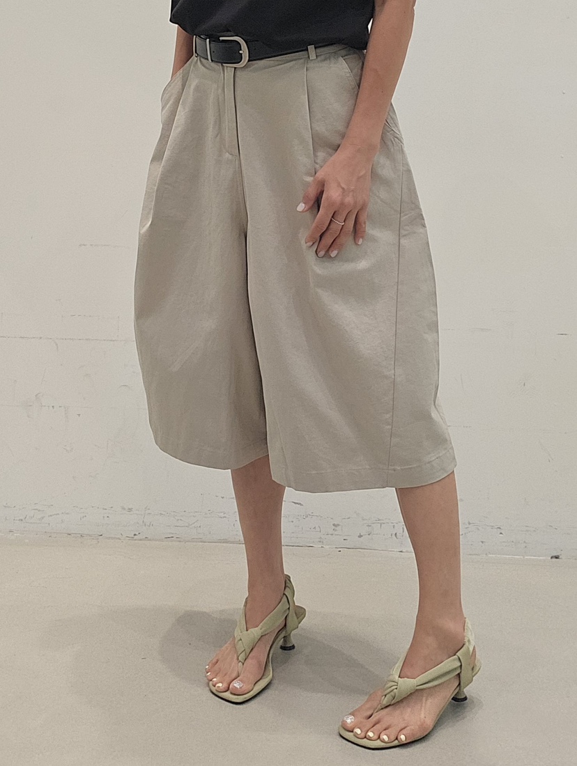 NEOUL韓國東大門代購女士新品職業人氣時尚26春夏短褲不含腰帶NEOUL/ahin雙領標簽短褲