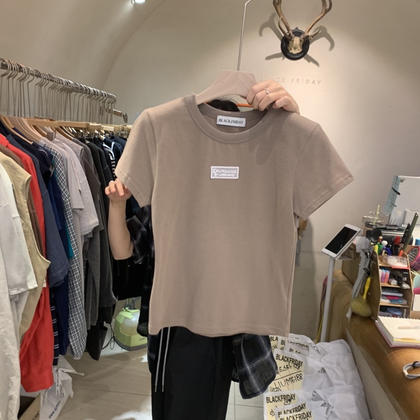 BLACKFRIDAY韓國直郵女裝新品人氣時尚26夏季職業推薦T恤BLACK FRIDAYT恤圖色2