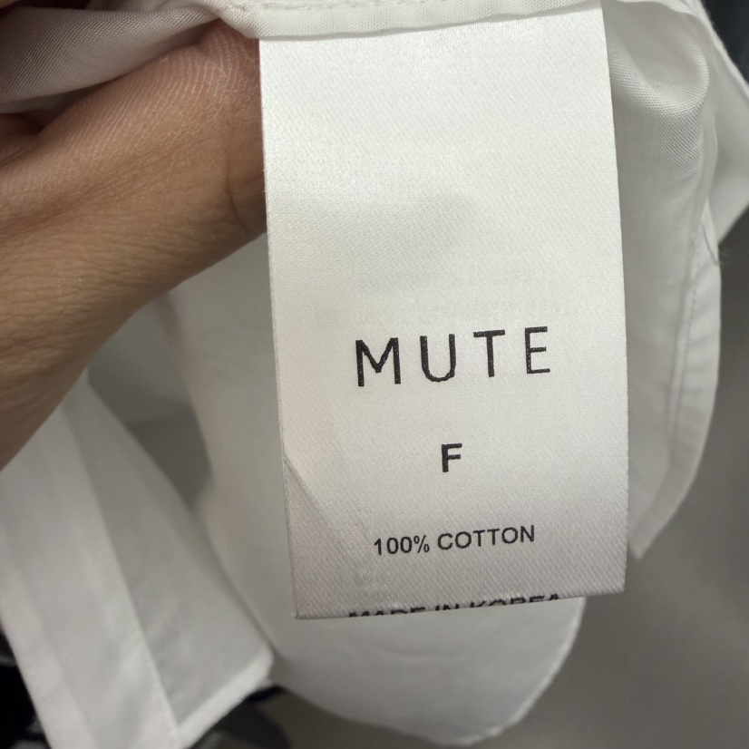 MUTE-P韓國東大門直郵女士新品推薦人氣26夏季襯衫蕾絲衫MUTE襯衫/蕾絲衫