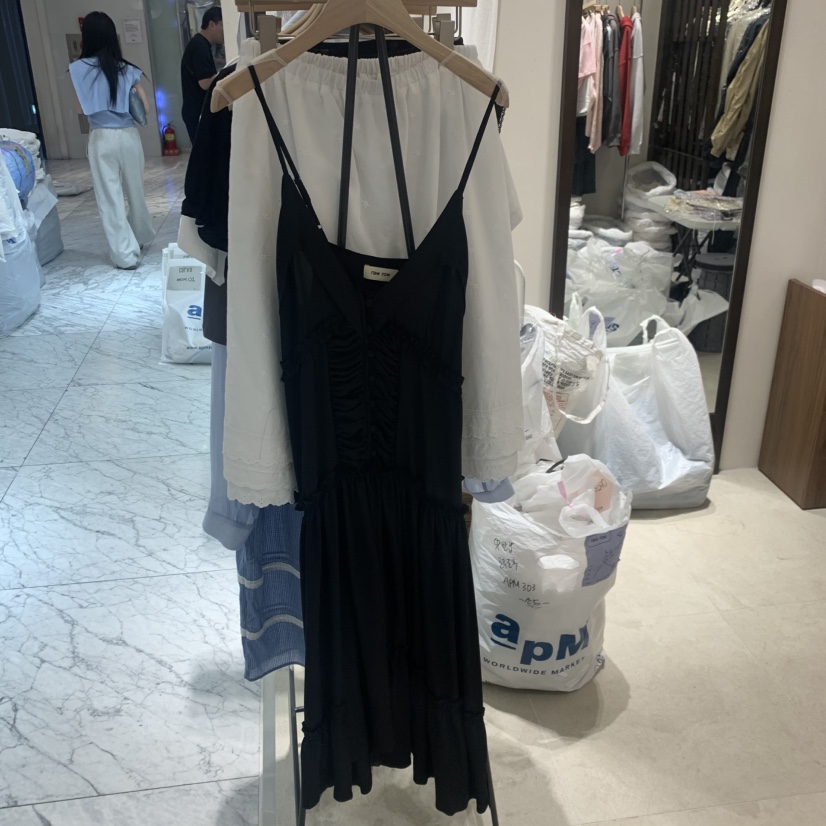 RAWROW韓國直郵女士新品26夏季人氣時尚職業熱賣連衣裙雪紡RAWROW連衣裙圖色2