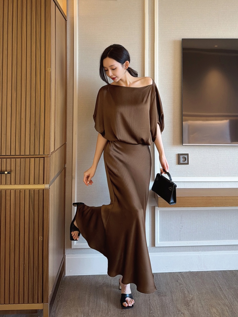 CLOTH韓國東大門代購女裝新品職業人氣休閑26春夏26夏季長裙CLOTH長裙