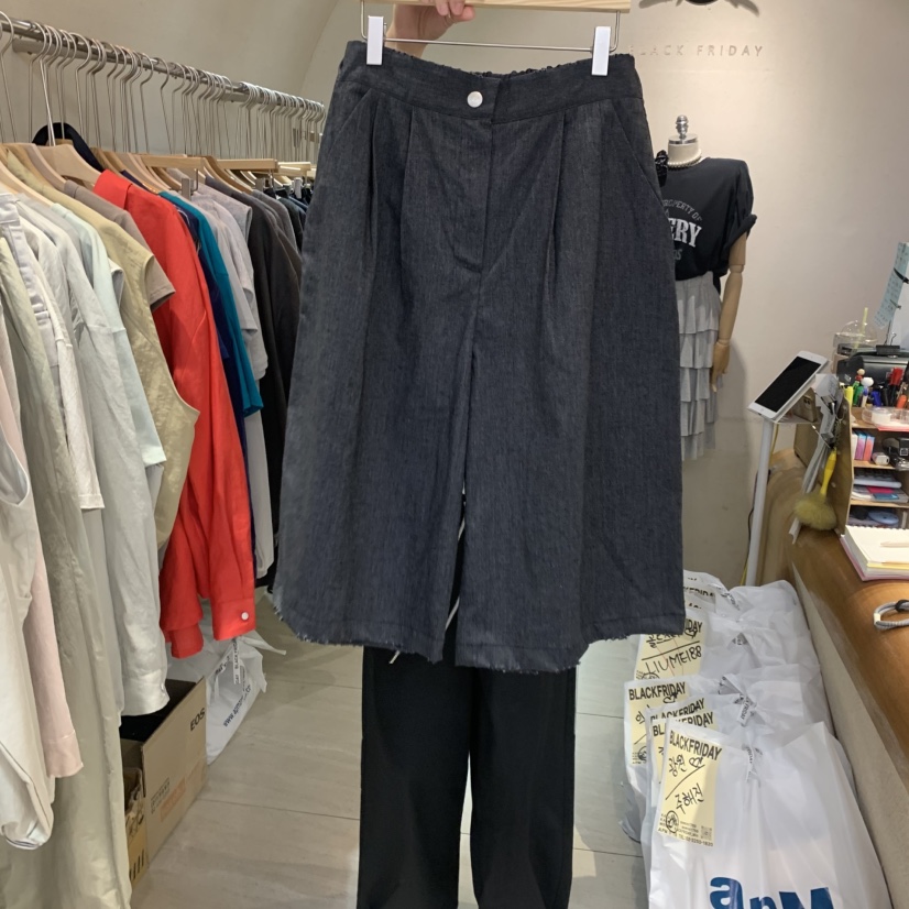 BLACKFRIDAY韓國直郵女裝新品職業熱賣時尚26春夏休閑短褲BLACK FRIDAY短褲圖色2