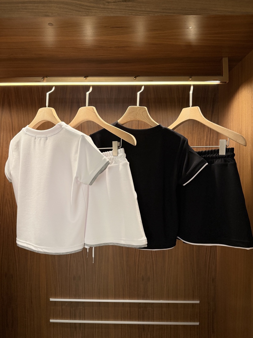 CLOTH韓國直郵實拍女士新款人氣時尚26夏季職業休閑推薦套裝CLOTH套裝