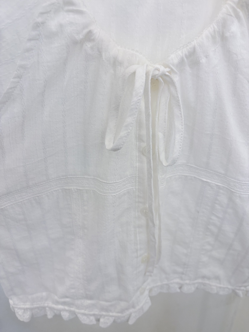 LUMIPLE韓國東大門代購女裝新款時尚26夏季襯衫蕾絲衫蕾絲LUMIPLE襯衫/蕾絲衫