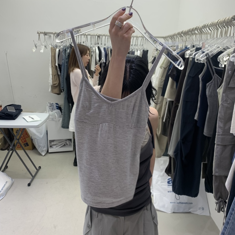 PADO韓國東大門直郵女士新款職業人氣26春夏吊帶背心天絲PADO吊帶/背心圖色2