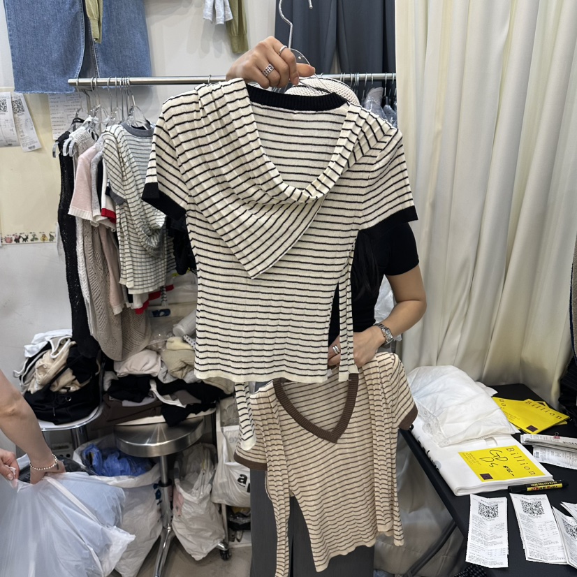 BILLION-L韓國直郵女裝新款26夏季時尚T恤含圍巾披肩條紋BILLION-LT恤