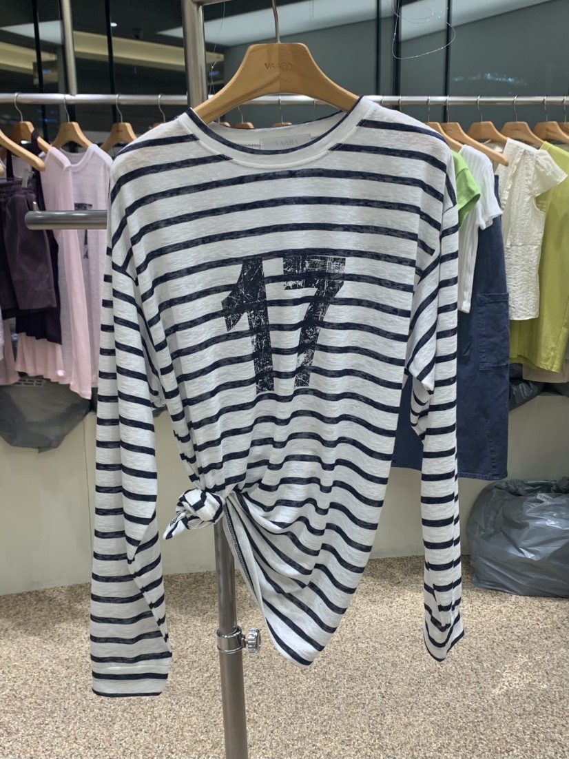 VAARA韓國直郵女裝新款熱賣職業人氣休閑時尚真品長袖T恤VAARA長袖T恤圖色2