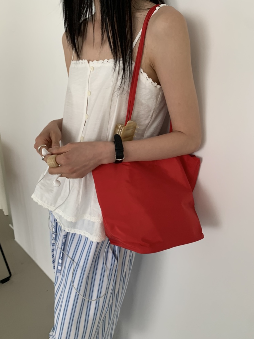 VAARA東大門直郵女士新款真品熱賣職業推薦單肩斜跨包尼龍VAARA單肩/斜跨包