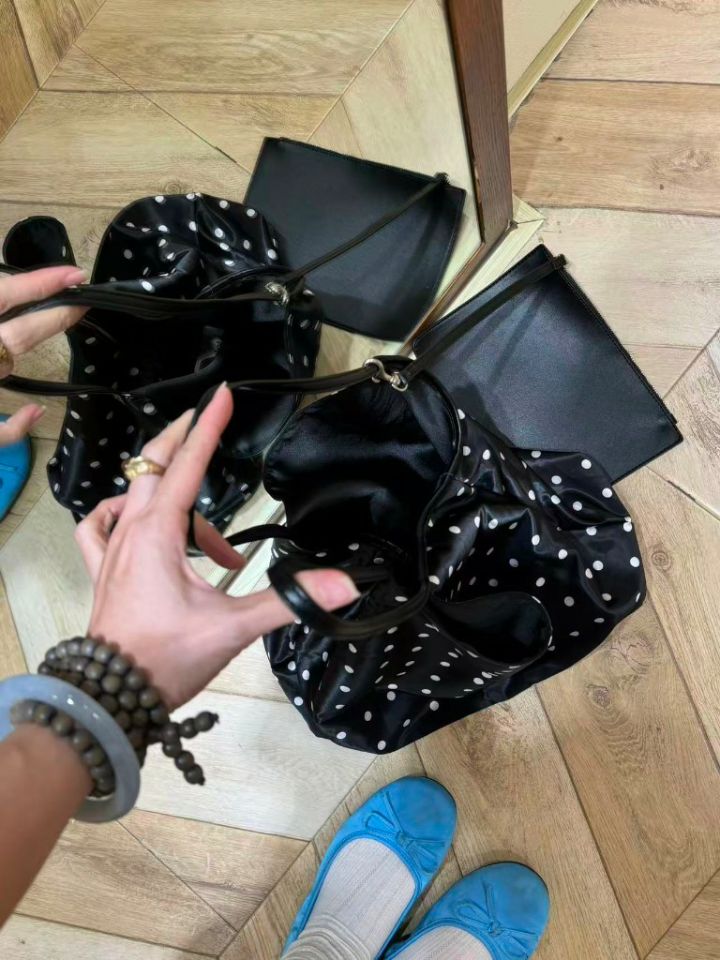 TROUVAILLE東大門代購女士新品職業人氣26春夏單肩斜跨包緞面TROUVAILLE單肩/斜跨包