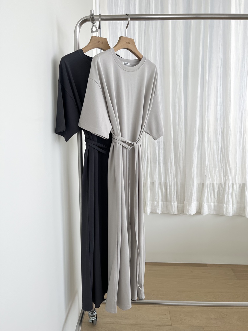 OP PER東大門直郵女士新品職業人氣26春夏時尚連衣裙含腰繩OPPER-simplebeige連衣裙