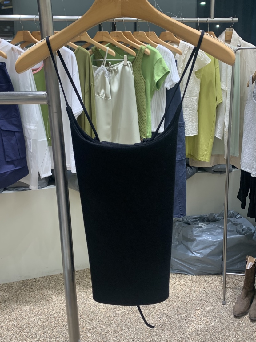 VAARA東大門實拍女裝新品熱賣休閑人氣26春夏吊帶背心不含內搭VAARA吊帶/背心圖色4