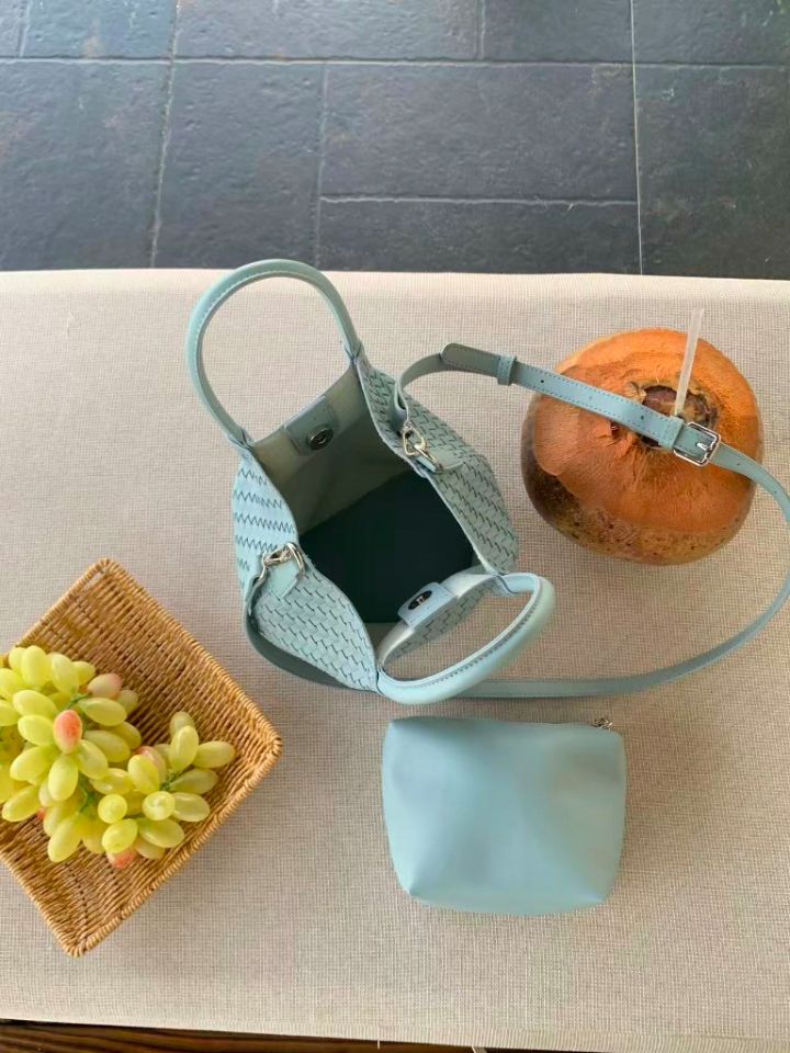 TROUVAILLE韓國直郵女士新款人氣推薦真品單肩斜跨包含小包TROUVAILLE單肩/斜跨包