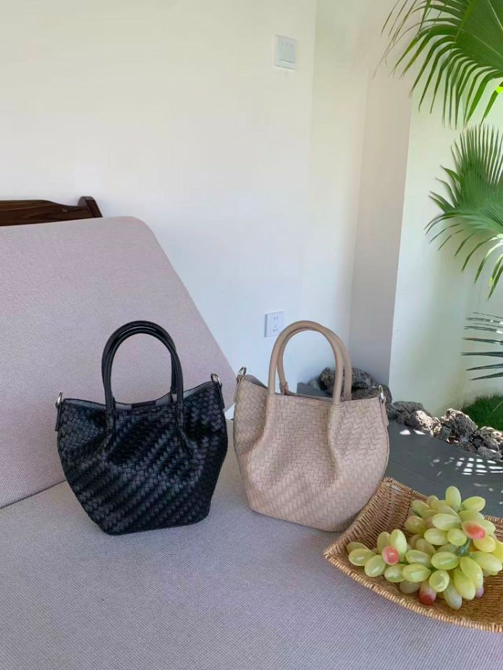 TROUVAILLE韓國直郵女士新款人氣推薦真品單肩斜跨包含小包TROUVAILLE單肩/斜跨包