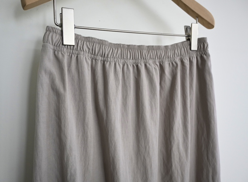 OP PER韓國直郵女裝新品26春夏真品推薦職業人氣時尚長裙OPPER-simplebeige長裙