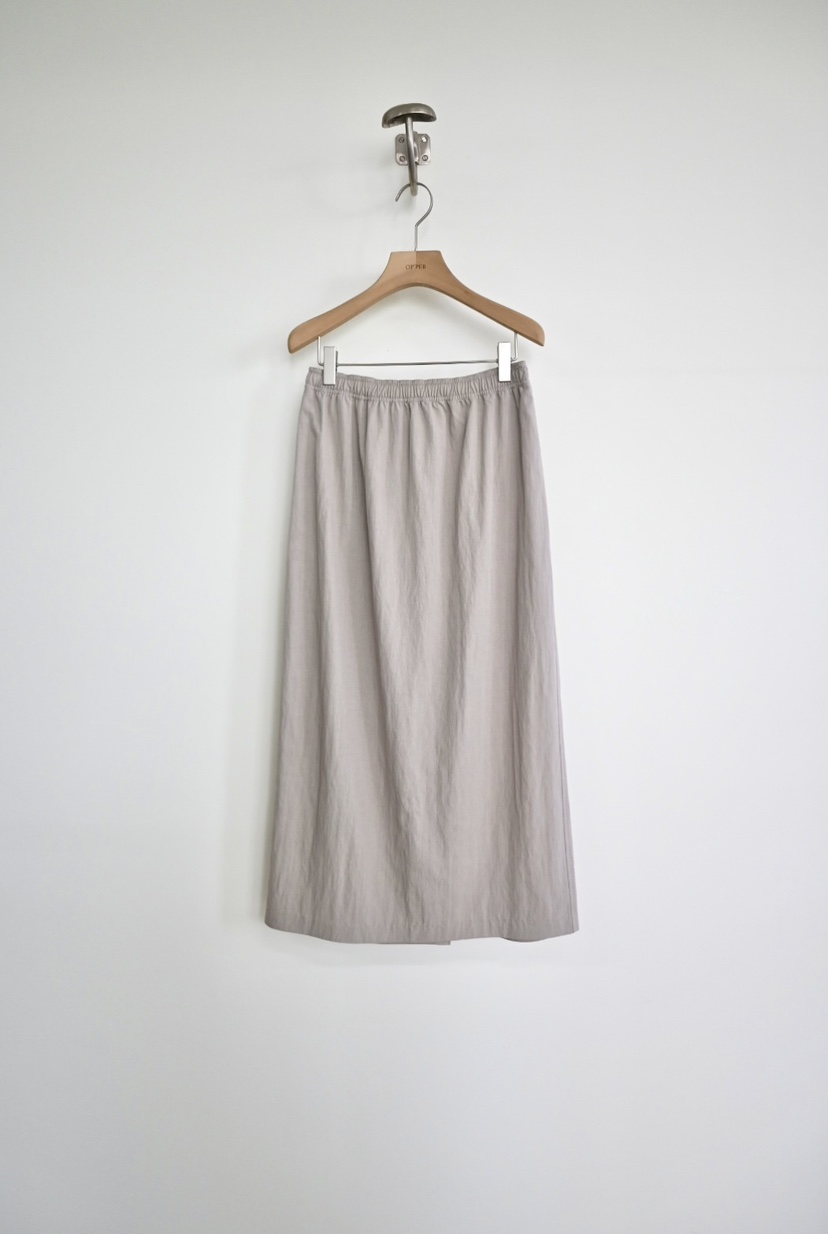 OP PER韓國直郵女裝新品26春夏真品推薦職業人氣時尚長裙OPPER-simplebeige長裙圖色1