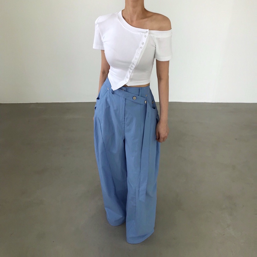 2TWO MOON東大門實拍女裝新品26春夏熱賣吊帶背心不對稱2TWO MOON吊帶/背心圖色2