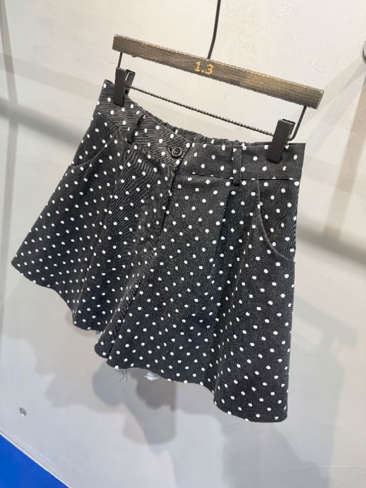 1.3東大門實拍女裝新款人氣真品推薦時尚熱賣26春夏短褲1.3短褲
