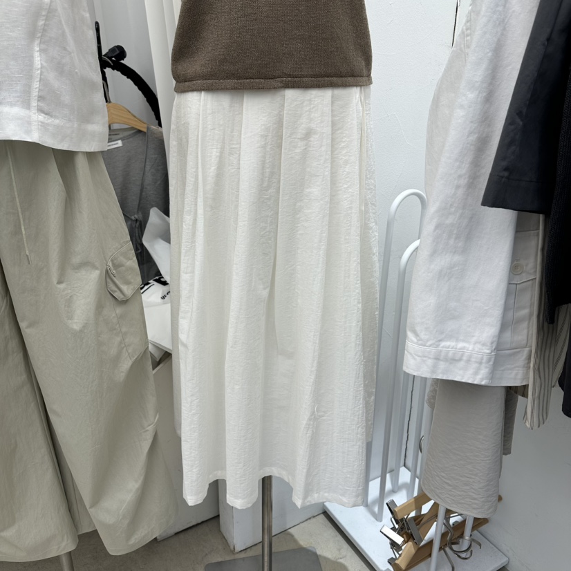 GOLDEN MARKET東大門代購女士新款熱賣26春夏休閑推薦長裙GOLDEN MARKET長裙圖色1