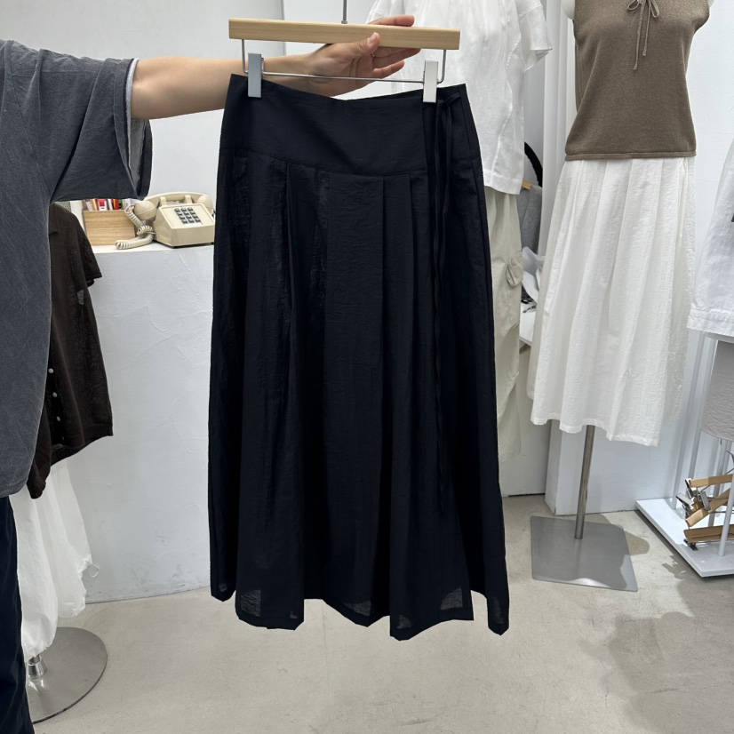 GOLDEN MARKET東大門代購女士新款熱賣26春夏休閑推薦長裙GOLDEN MARKET長裙圖色2