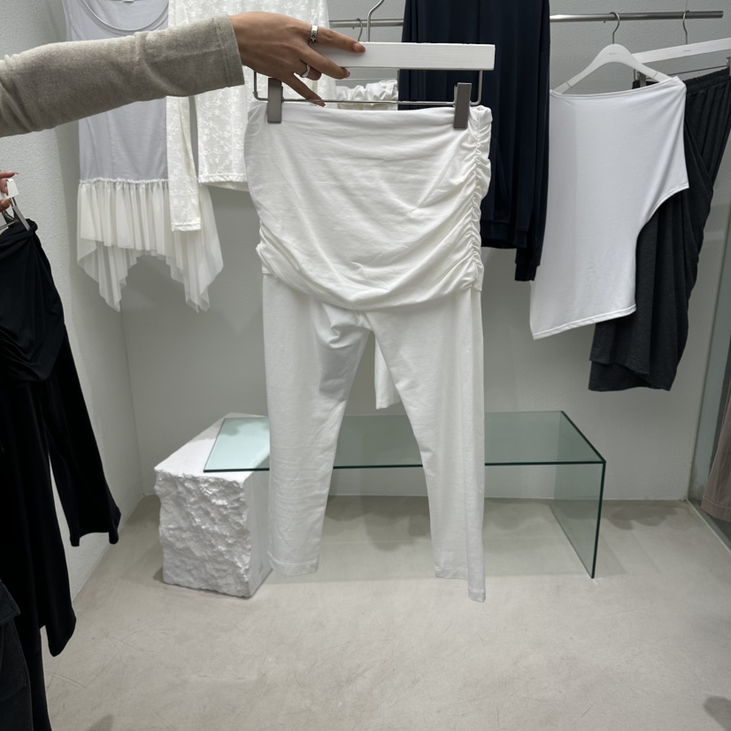 NEUTER東大門直郵女士新款時尚26春夏推薦打底褲鯊魚褲褶皺NEUTER打底褲/鯊魚褲