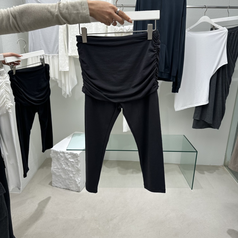 NEUTER東大門直郵女士新款時尚26春夏推薦打底褲鯊魚褲褶皺NEUTER打底褲/鯊魚褲圖色3