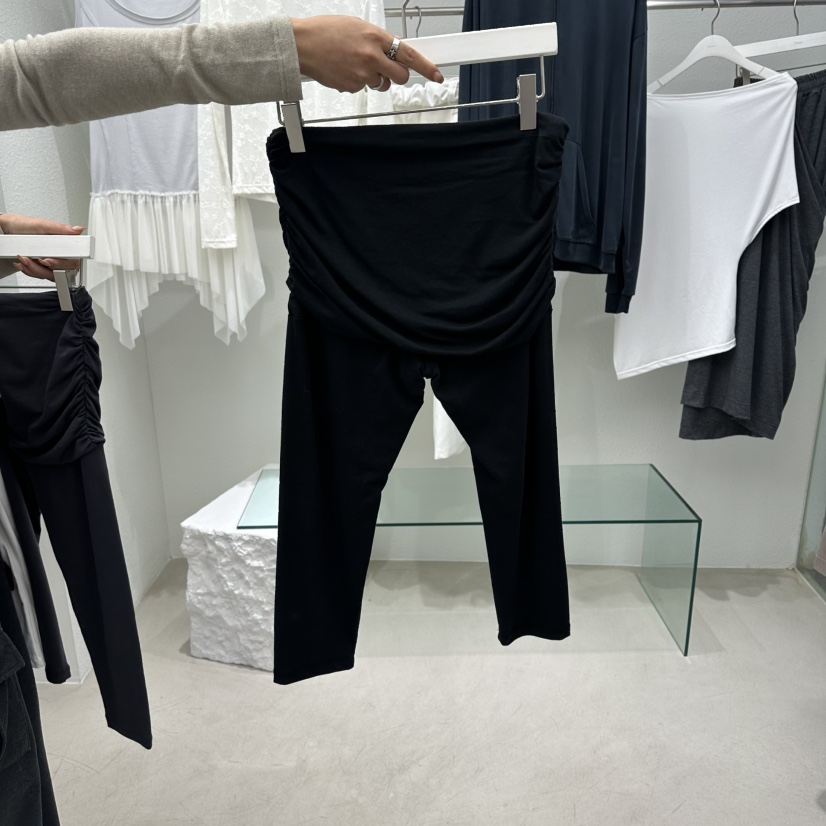 NEUTER東大門直郵女士新款時尚26春夏推薦打底褲鯊魚褲褶皺NEUTER打底褲/鯊魚褲圖色4