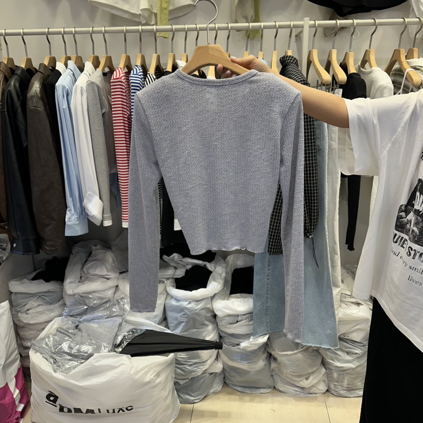 Q C東大門直郵女士新款職業推薦人氣熱賣26春夏針織衫開衫Republlc of qc針織衫