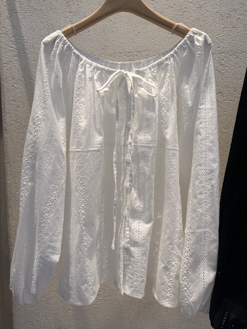 THE LINE-Q韓國代購女裝新品26夏季人氣襯衫蕾絲衫刺繡THE LINE-Q襯衫/蕾絲衫