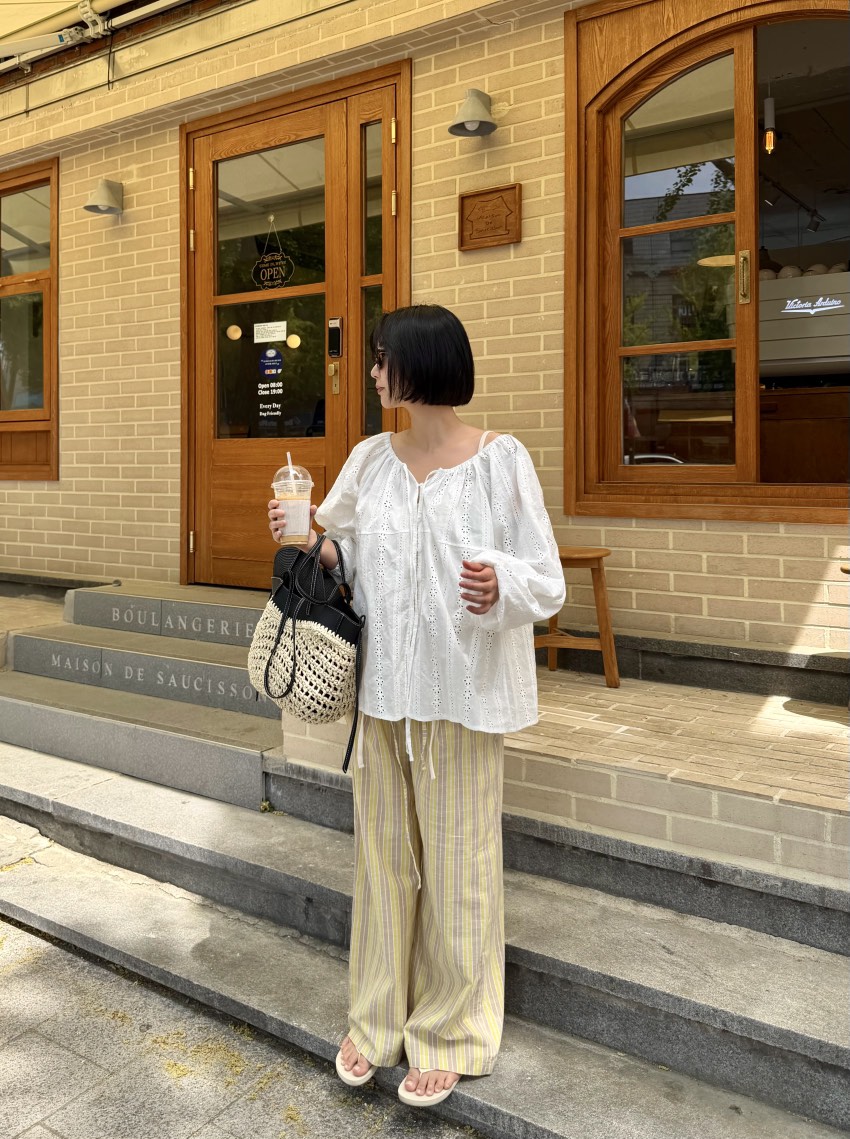 THE LINE-Q韓國代購女裝新品26夏季人氣襯衫蕾絲衫刺繡THE LINE-Q襯衫/蕾絲衫