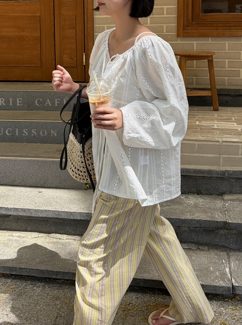 THE LINE-Q韓國代購女裝新品26夏季人氣襯衫蕾絲衫刺繡THE LINE-Q襯衫/蕾絲衫