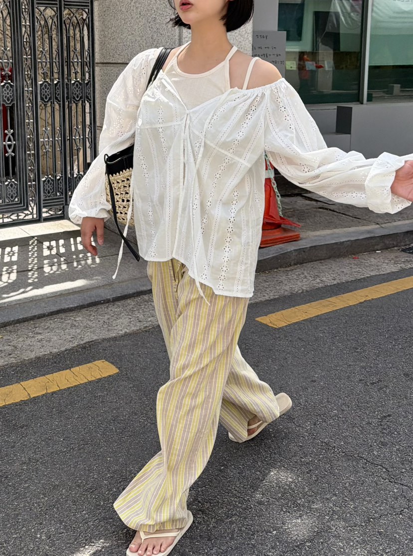 THE LINE-Q韓國代購女裝新品26夏季人氣襯衫蕾絲衫刺繡THE LINE-Q襯衫/蕾絲衫