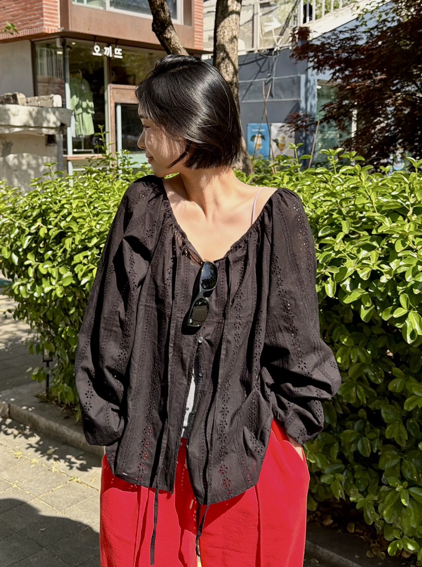 THE LINE-Q韓國代購女裝新品26夏季人氣襯衫蕾絲衫刺繡THE LINE-Q襯衫/蕾絲衫