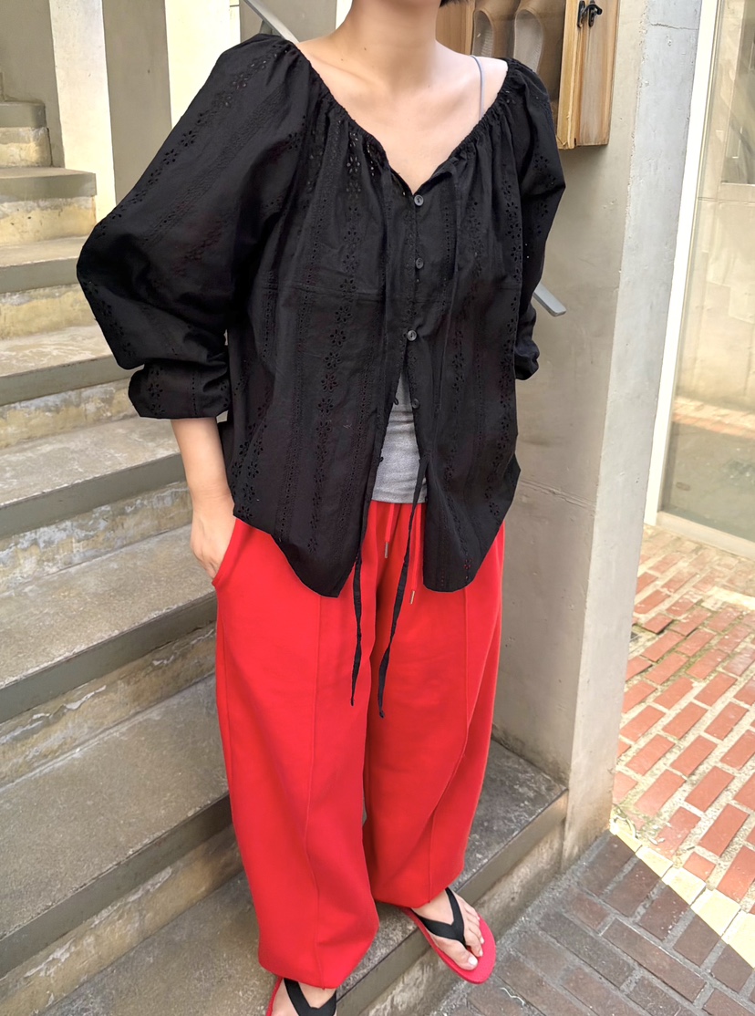 THE LINE-Q韓國代購女裝新品26夏季人氣襯衫蕾絲衫刺繡THE LINE-Q襯衫/蕾絲衫