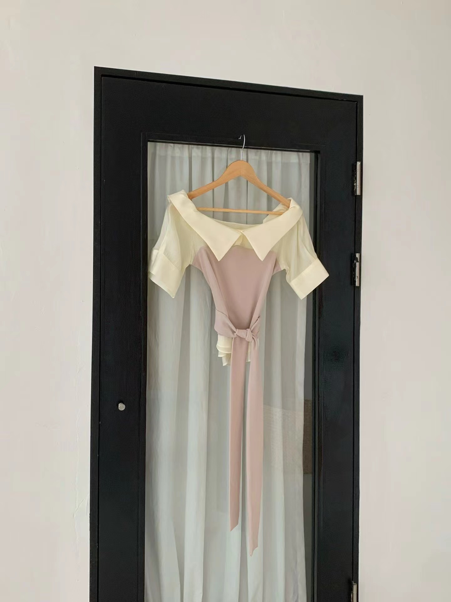 REFILL-리필-T韓國直郵實拍女裝新款26春夏時尚襯衫蕾絲衫REFILL-리필-T襯衫/蕾絲衫圖色2