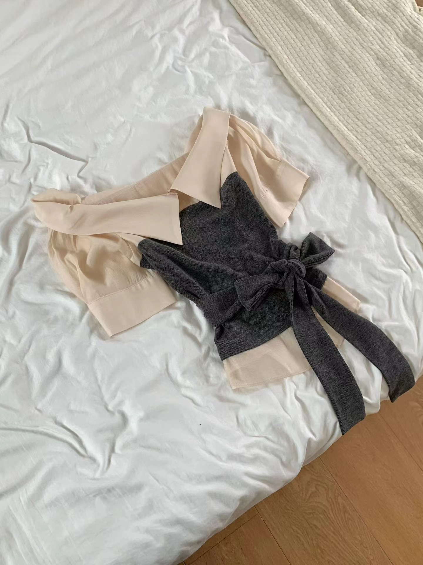 REFILL-리필-T韓國直郵實拍女裝新款26春夏時尚襯衫蕾絲衫REFILL-리필-T襯衫/蕾絲衫圖色4