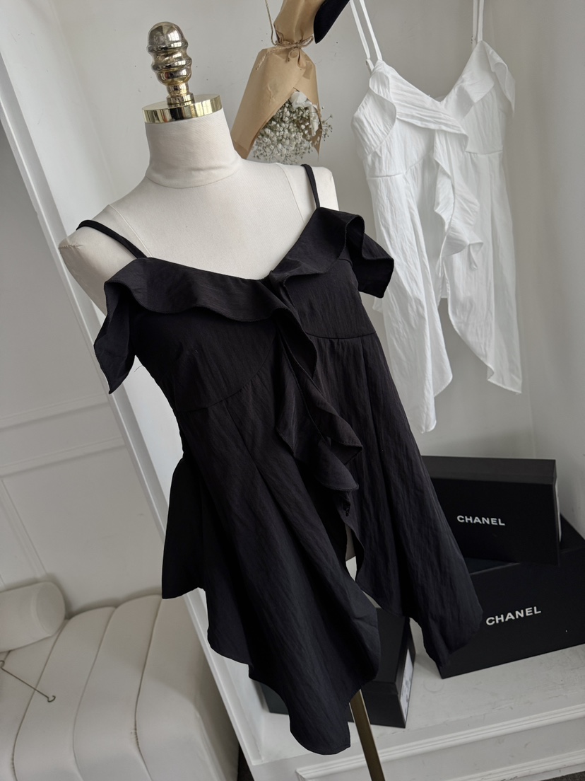 바츠韓國直郵女裝新品26夏季26春夏時尚人氣熱賣吊帶背心Vatz吊帶/背心