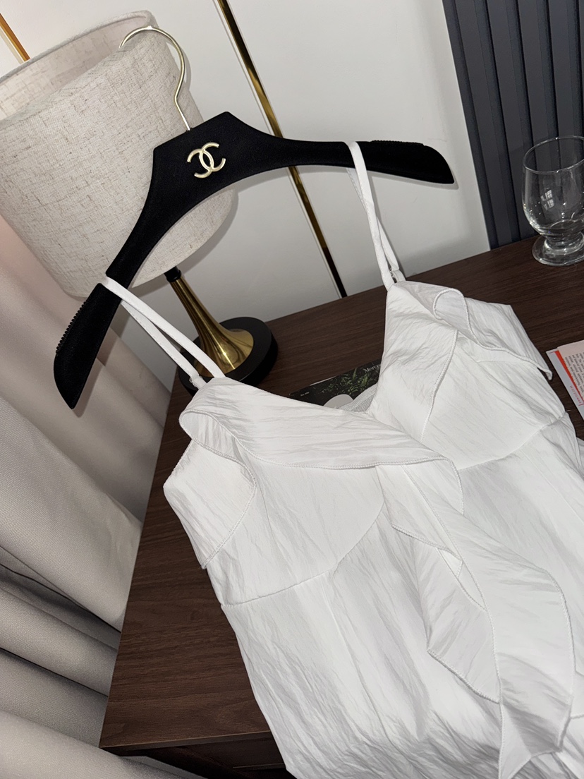 바츠韓國直郵女裝新品26夏季26春夏時尚人氣熱賣吊帶背心Vatz吊帶/背心