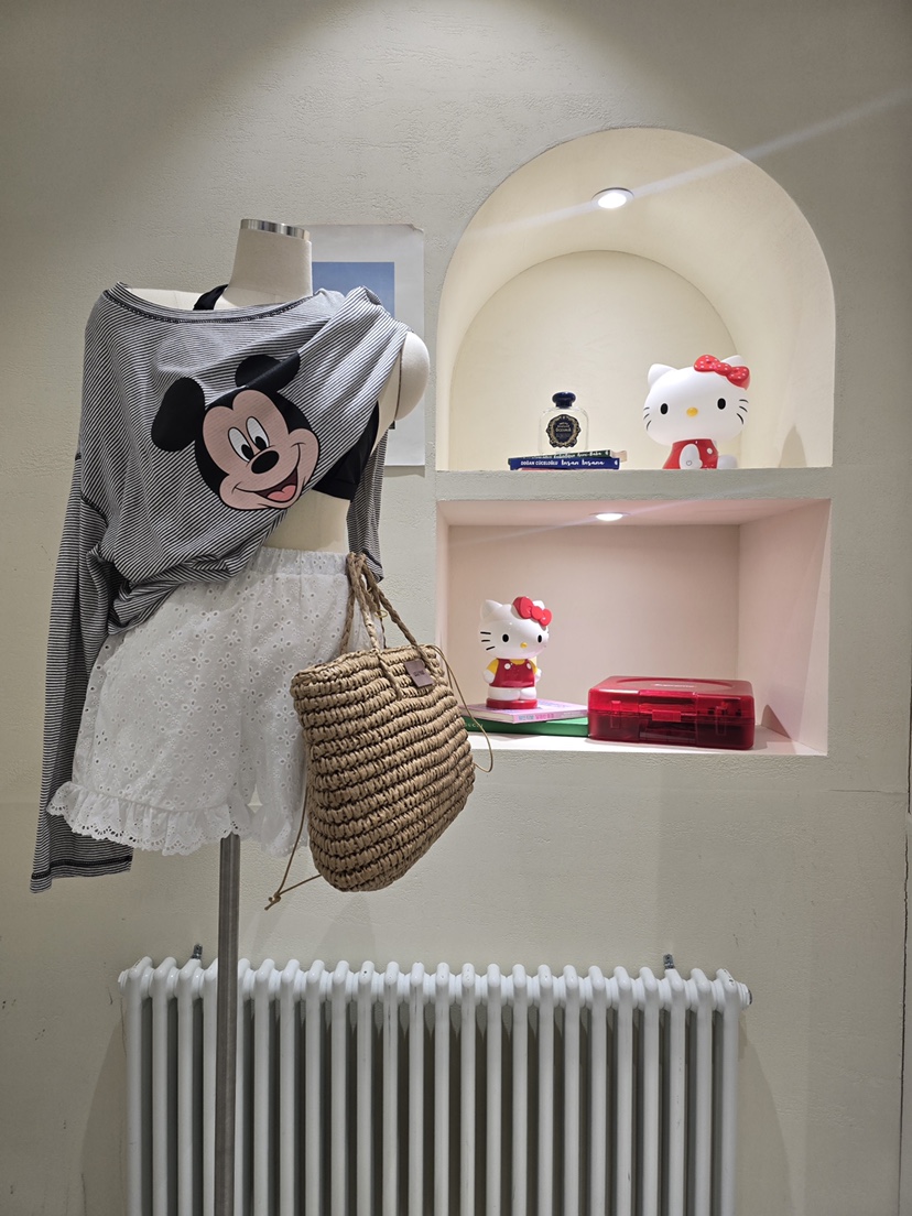 LIKEVAM東大門直郵女士新品時尚推薦真品人氣熱賣休閑短褲LIKEVAM短褲