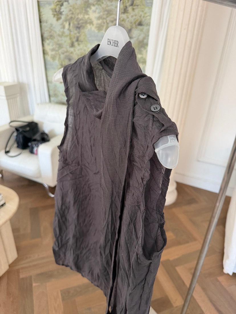 ESCHER東大門實拍韓國女士新品26夏季推薦時尚襯衫蕾絲衫ESCHER襯衫/蕾絲衫