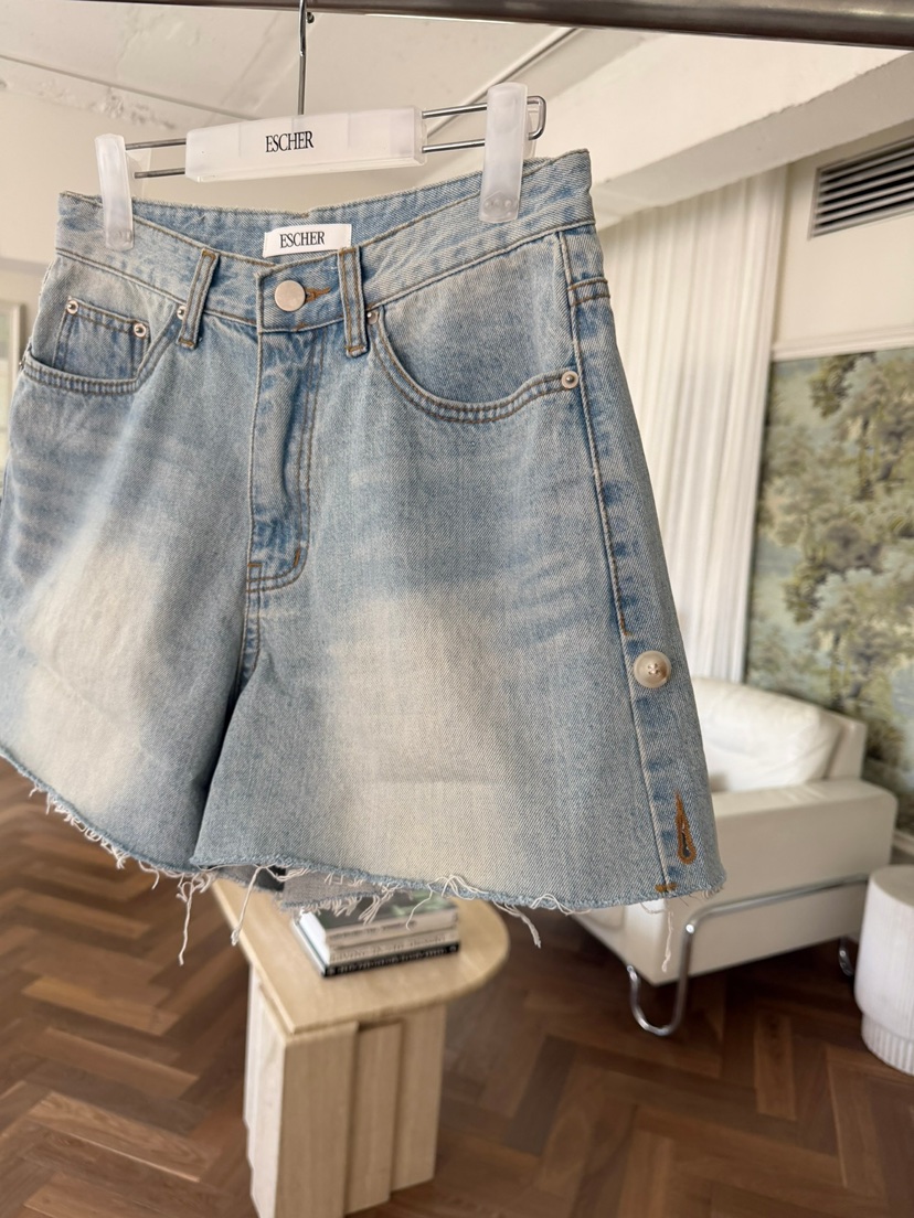 ESCHER東大門實拍韓國女裝新品26夏季時尚職業熱賣休閑短褲ESCHER短褲