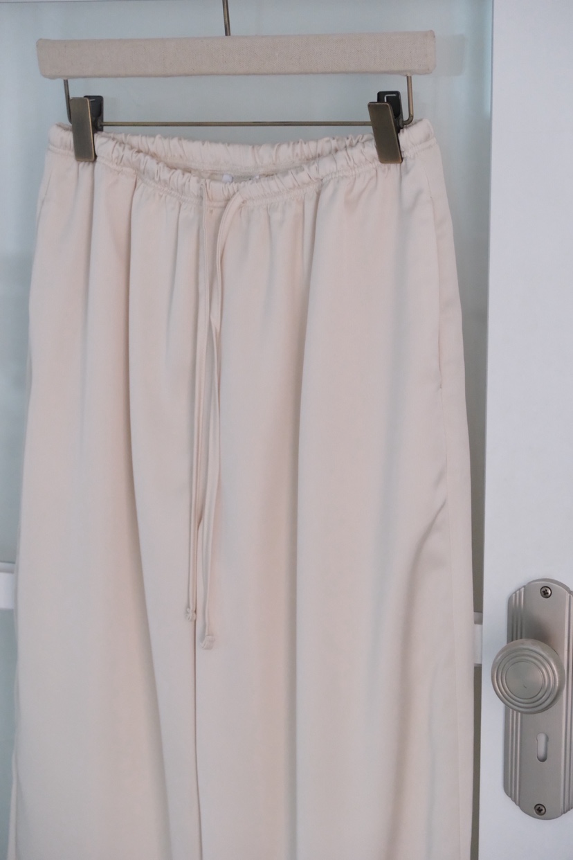 SORBET/FLAT WHITE東大門實拍韓國女士新品人氣休閑褲緞面SORBET/FLAT WHITE休閑褲