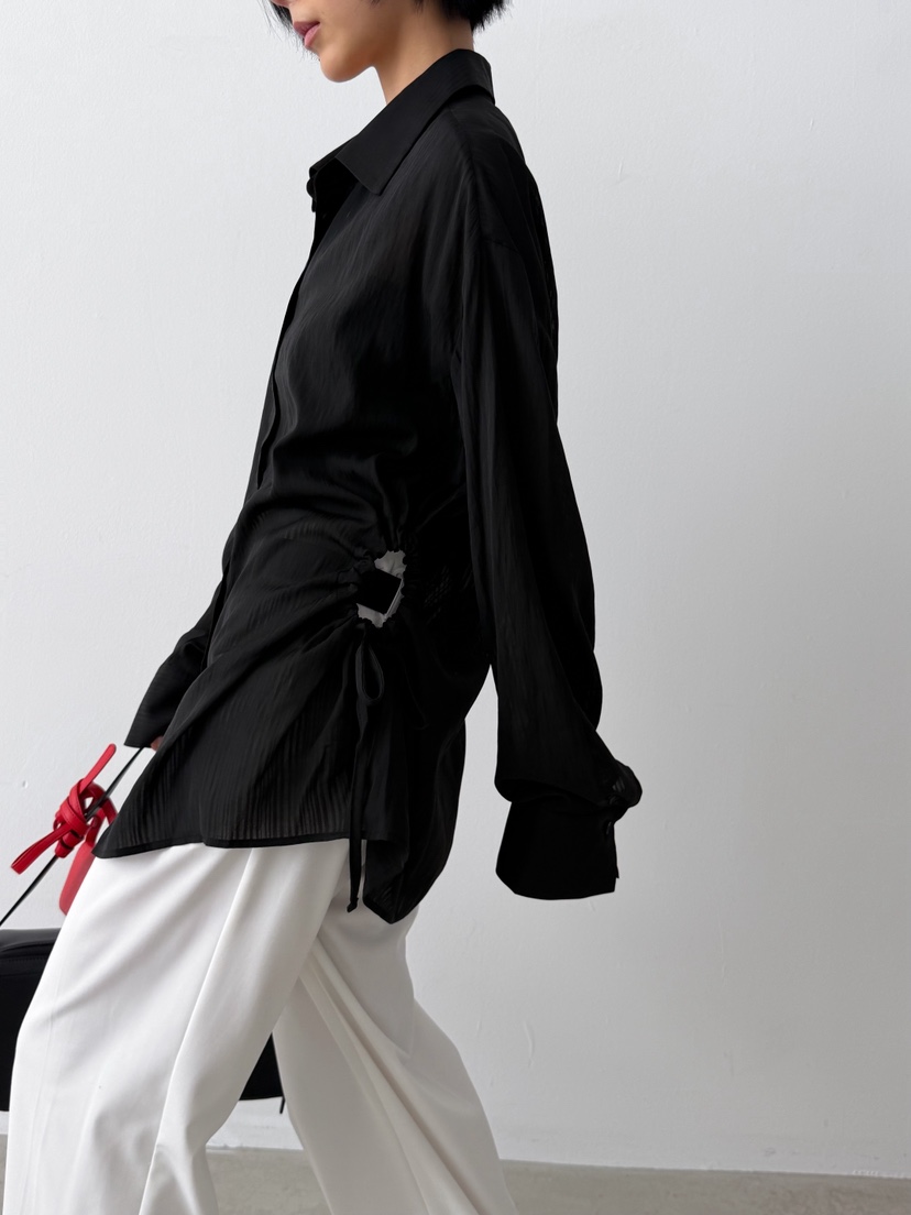 바츠韓國代購女士新款熱賣時尚26夏季26春夏襯衫蕾絲衫透視Vatz襯衫/蕾絲衫